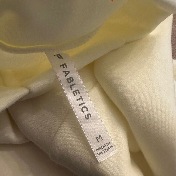 New! Fabletics Zaylee Funnel Neck Sweatshirt Sz M - Picture 4 of 6